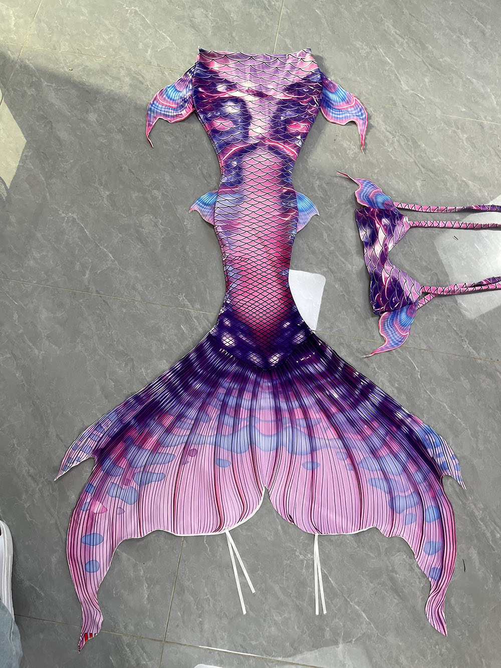Original Color Mermaid Tail Me - Aquarium & Marine Museum Universiti Malaysia Sabah Kota Kinabalu Sabah Reviews recensione e prezzo